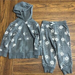 Disney jumping beans Mickey Mouse gray matching outfit set 2T B1G1 50% off
